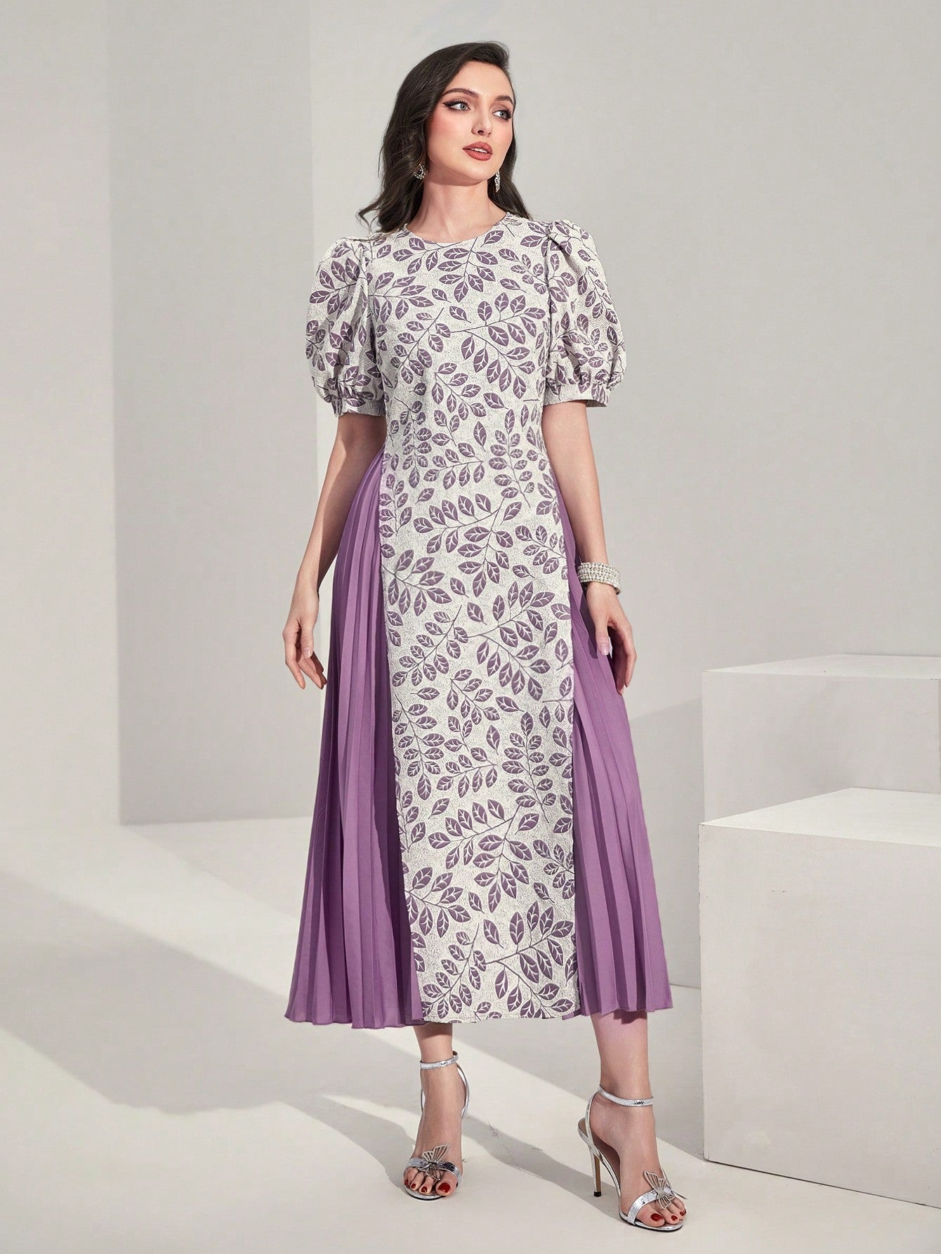 SHEIN Modely Plants Print Puff Sleeve Pleated Hem Dress