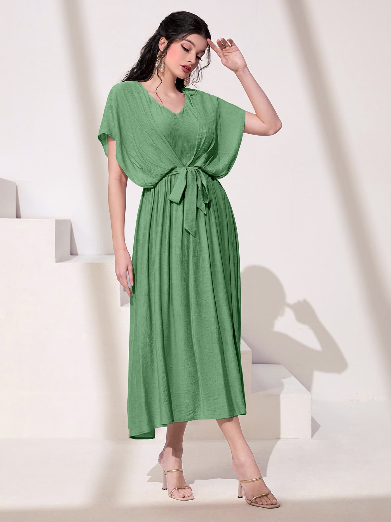 SHEIN Najma Solid Batwing Sleeve Zipper Back Dress