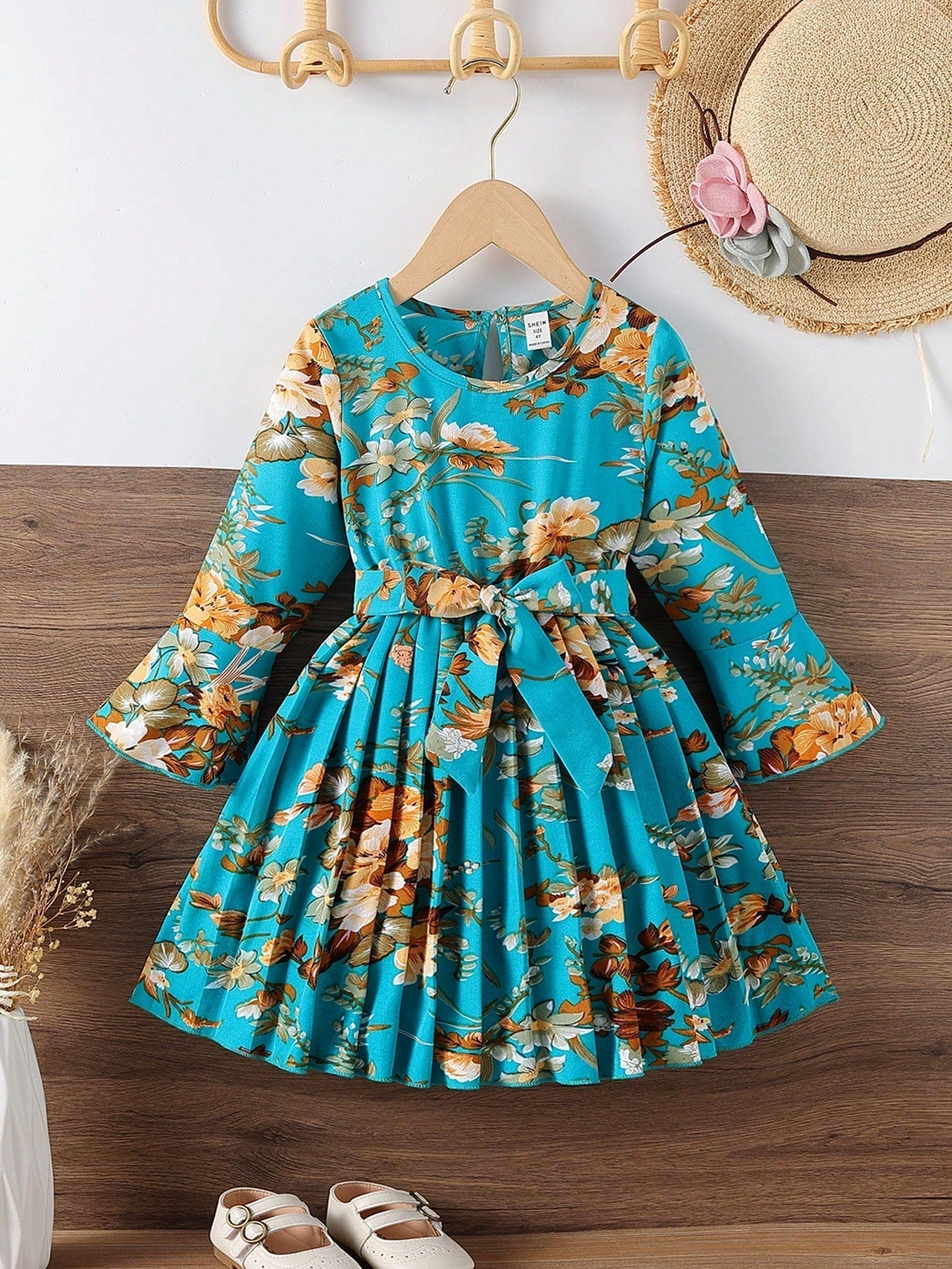 SHEIN Kids CHARMNG Young Girl Floral Print Flare Sleeve Belted Dress