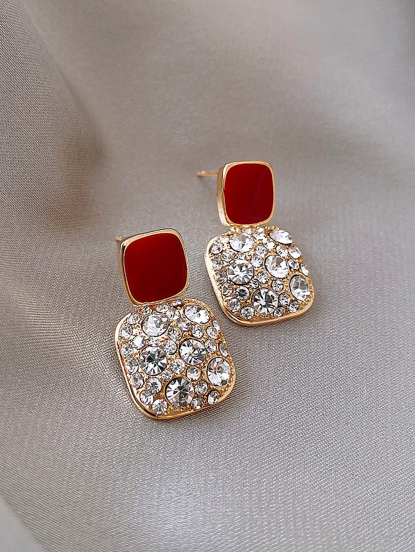 Rhinestone Decor Drop Earrings