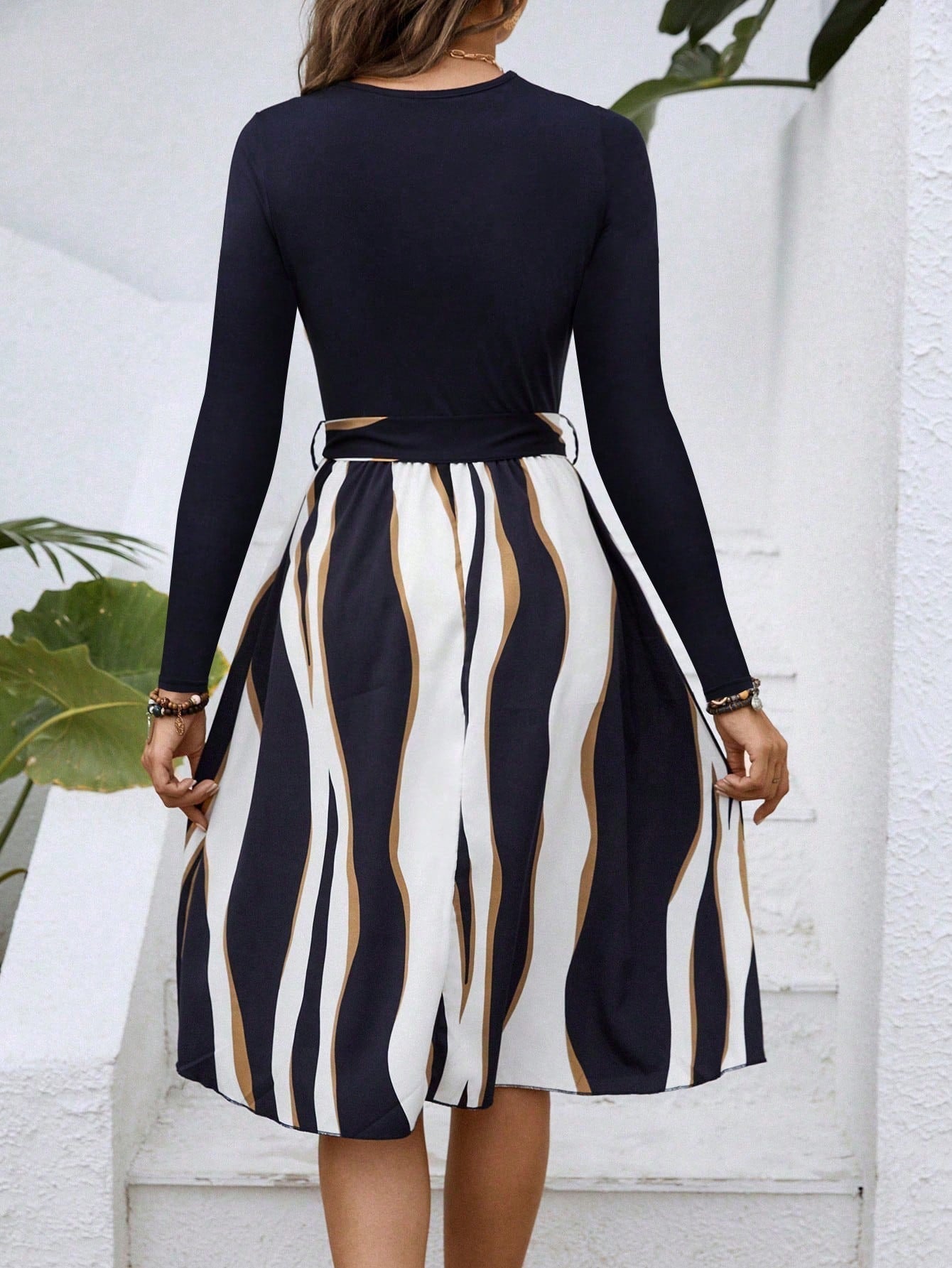 SHEIN LUNE Colorblock Belted A-Line Dress