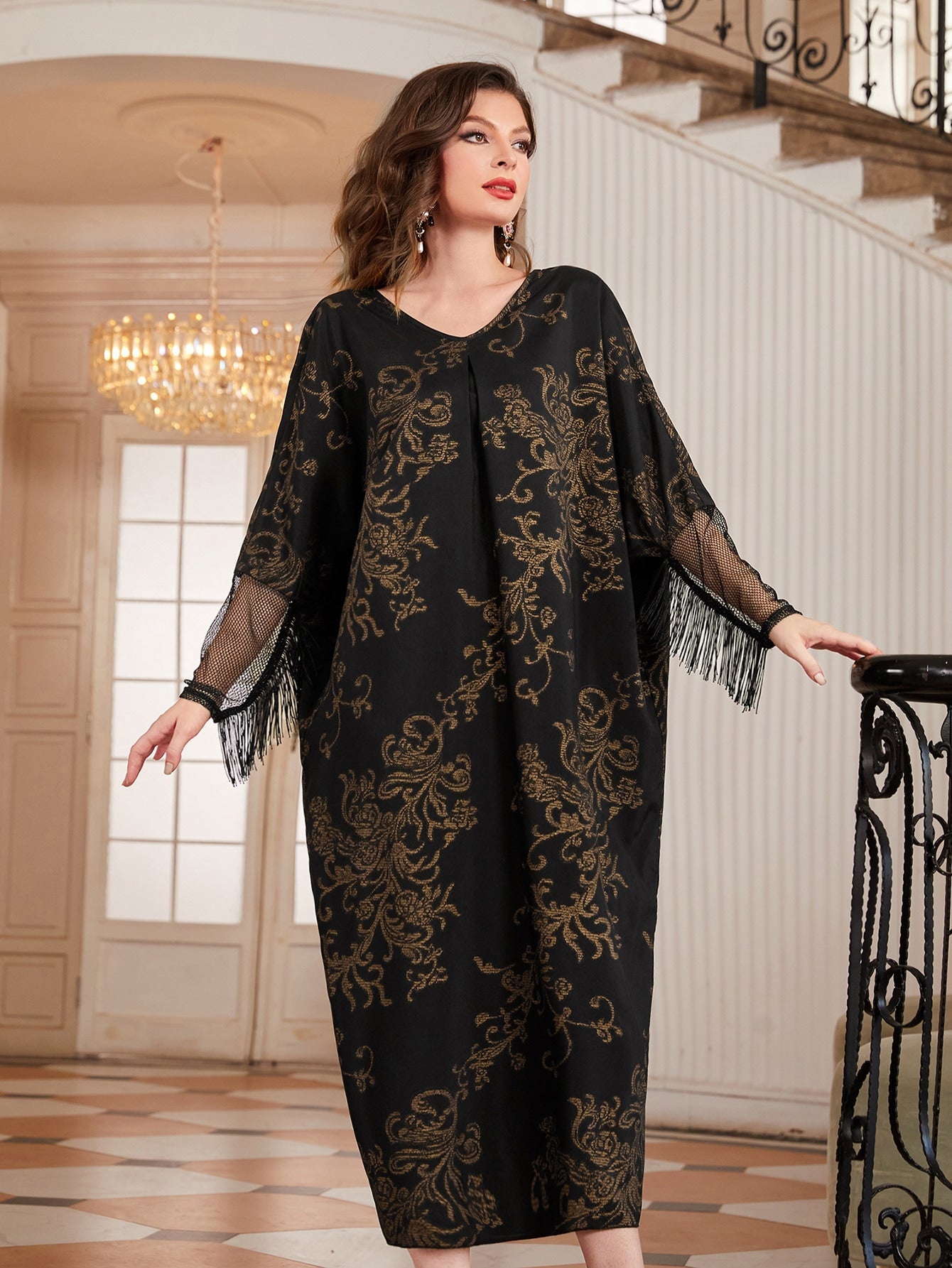 SHEIN Najma Floral Print Fringe Trim Batwing Sleeve Kaftan