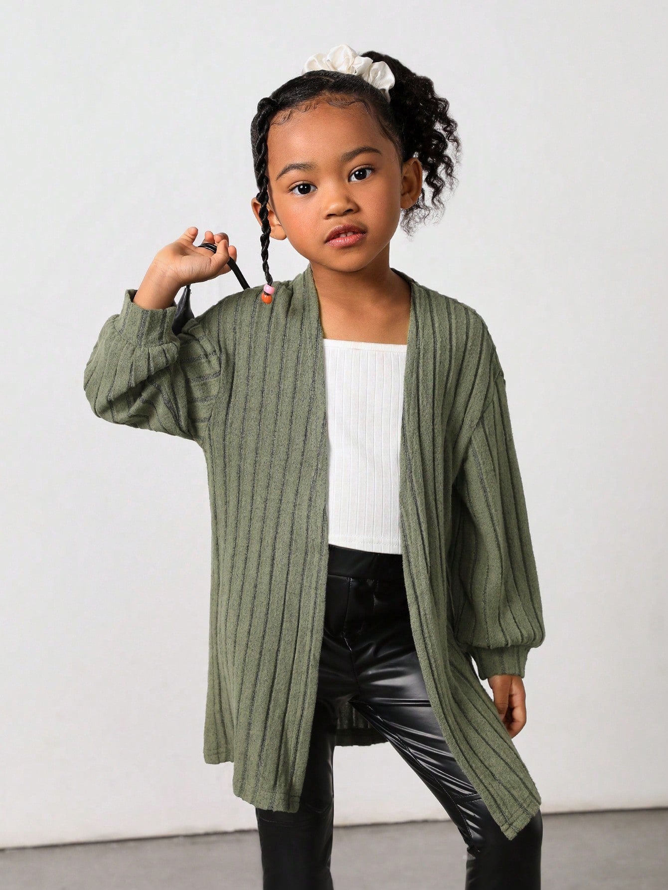 SHEIN Kids Cooltwn Little Girls' Lantern Sleeve Ribbed Knit Cardigan