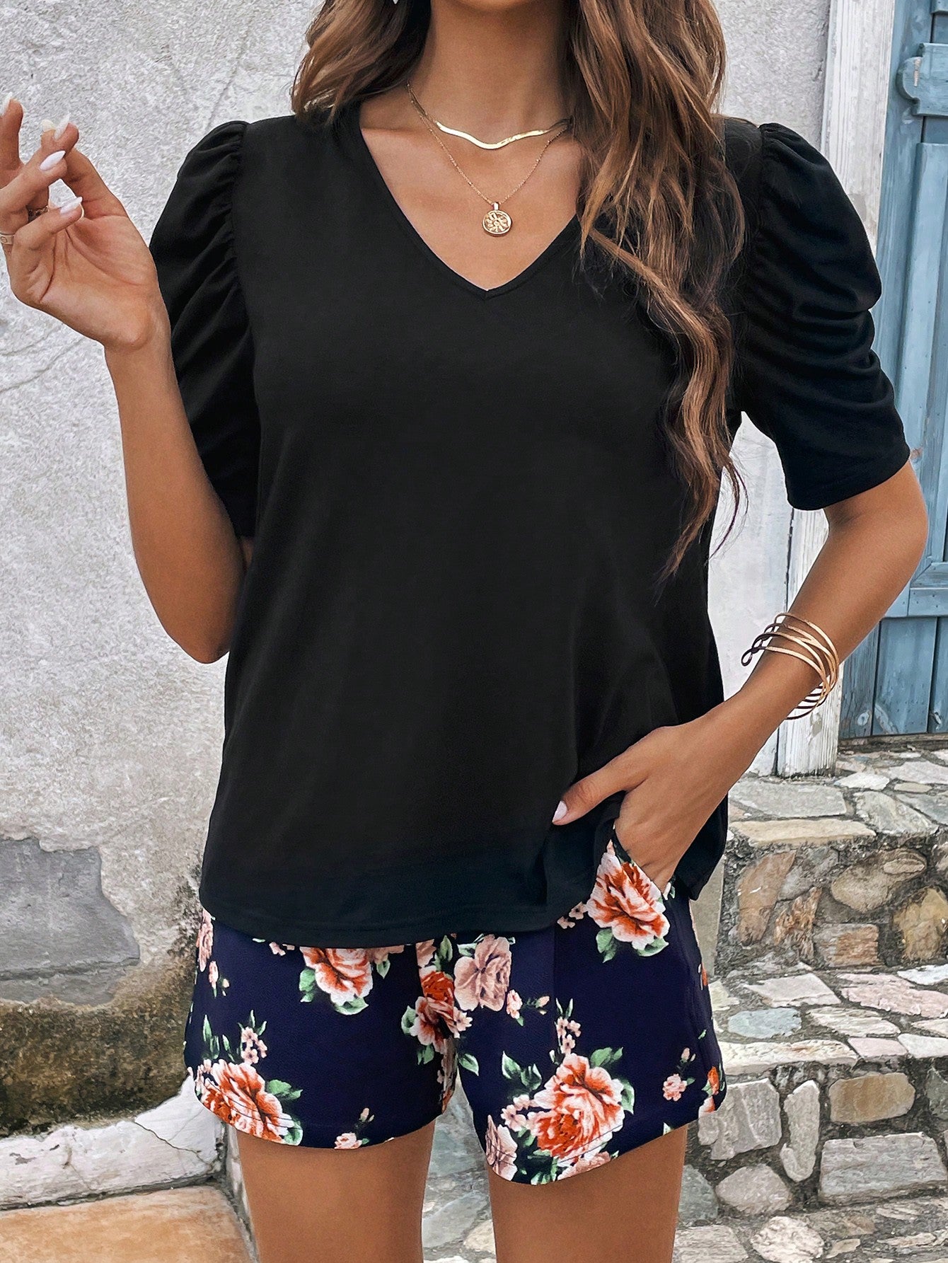 SHEIN Clasi Puff Sleeve Tee & Floral Print Shorts