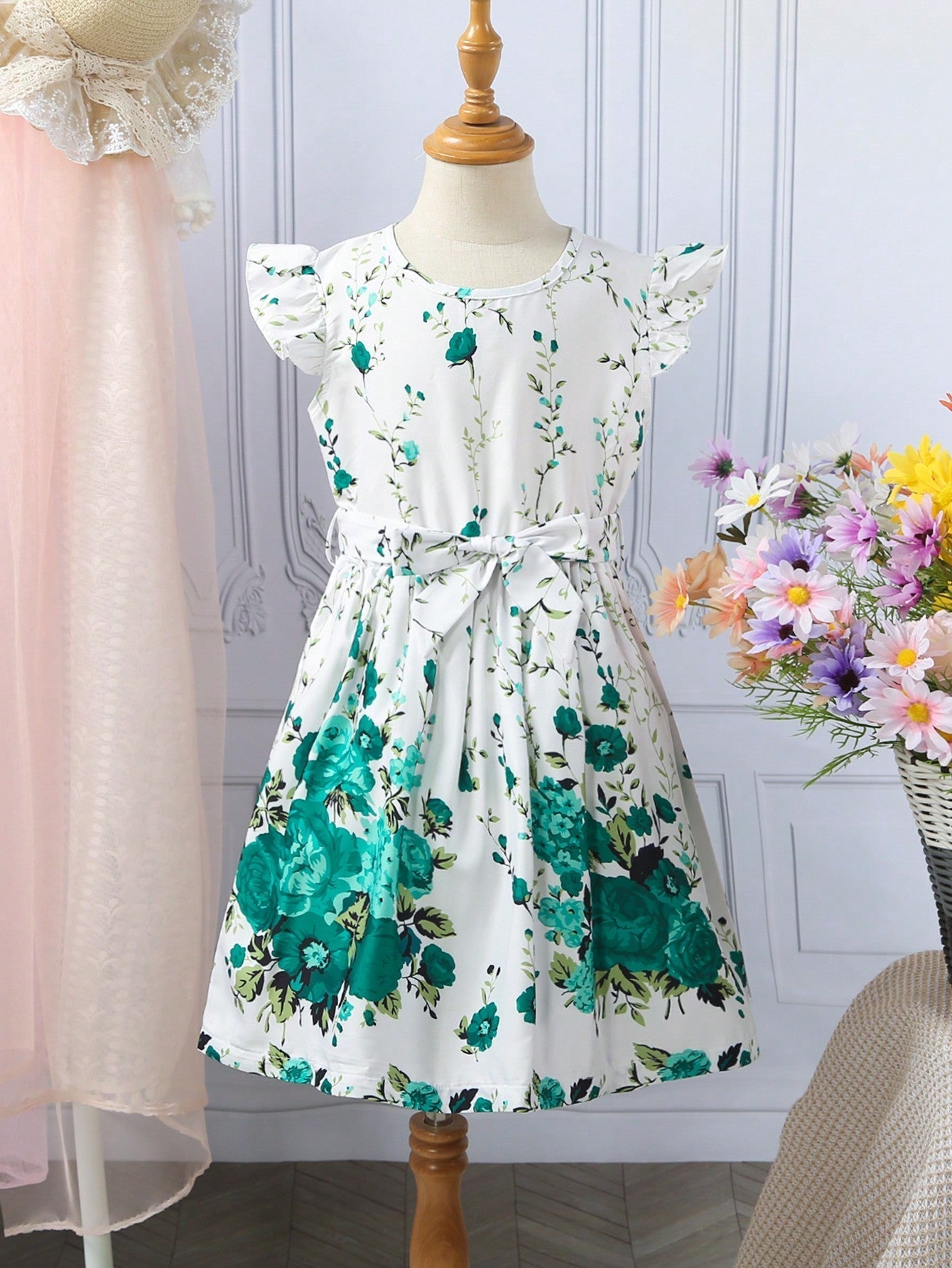 SHEIN Kids CHARMNG Young Girl Floral Print Ruffle Trim Belted Dress