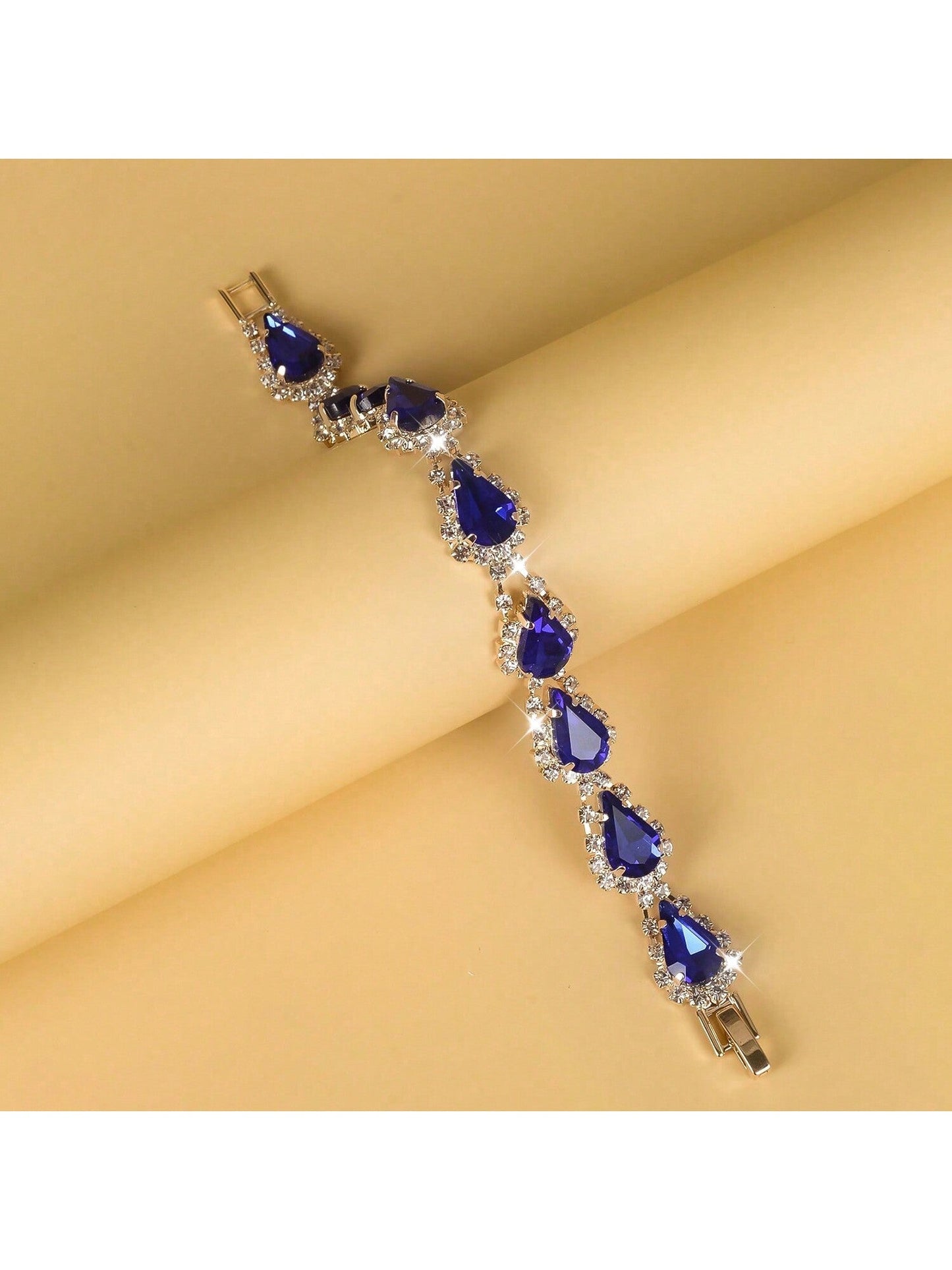 1Pc Fashionable Braided Rhinestone Bracelet for Women, Personalized and Versatile Accessory for Daily Wear and Parties
